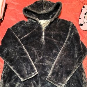 VS Sherpa pullover